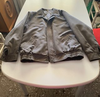 Cazadora hombre gris