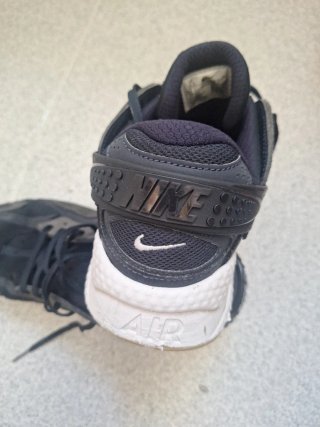Zapatillas Nike Air Huarache Negras y Grises