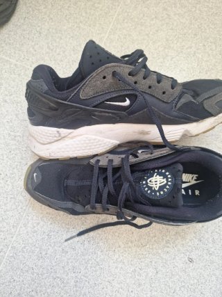 Zapatillas Nike Air Huarache Negras y Grises