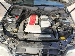 Mercedes c200k único dueño pocos km
