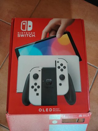 Nintendo Switch OLED
