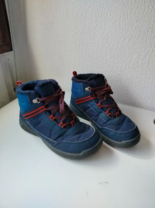 Botas de agua/nieve niño forro polar azul y roja