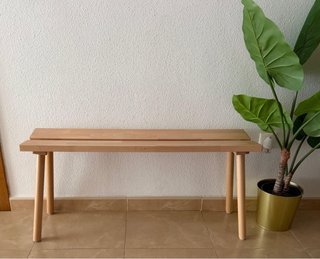 Banco de madera natural