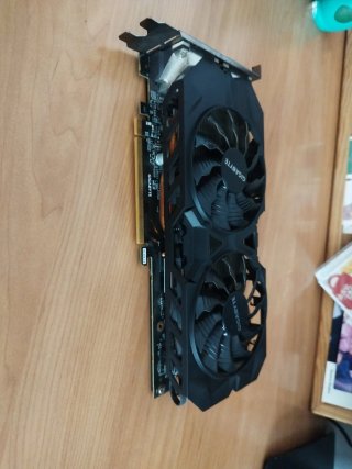 Tarjeta Gráfica Gigabyte NVIDIA 960