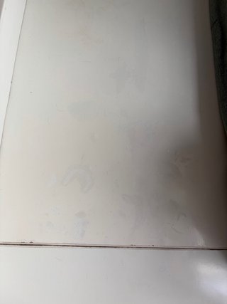 Cuna y cambiador blanco