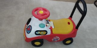 Correpasillos Mickey 1 a 2 años con sonido pitido.