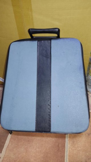 Máquina de escribir Olivetti Lettera 32