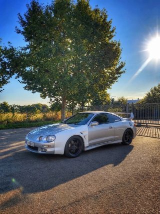 Toyota Celica aletas