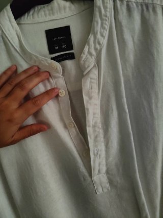 Camisa blanca hombre