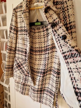 Conjunto TAPIOCA Chaqueta y Falda