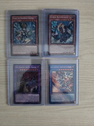Lotto carte Yu-Gi-Oh!