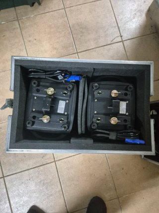 Cabezas móviles LED Wash Zoom