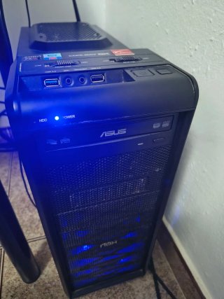 Ordenador de sobremesa Gigabyte y Asus nox