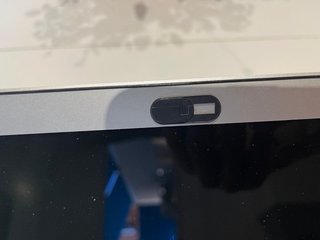 MacBook Air 13” 2017 | i5 | 8GB RAM | SSD