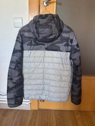 Chaqueta de invierno con camuflaje