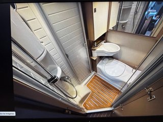 Autocaravana Etrusco T5900 FB full extras 6 Metros
