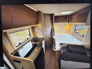 Autocaravana Etrusco T5900 FB full extras 6 Metros