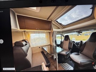 Autocaravana Etrusco T5900 FB full extras 6 Metros
