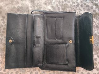 Bolso de mano vintage piel negra elegante