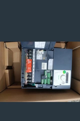 Variador Schneider Altivar 312 ATV312HU55N4