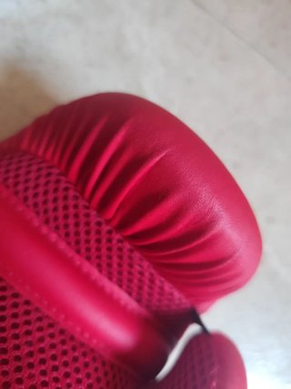Saco Boxeo + Guantes Niño Rojo8