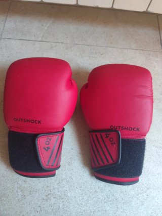 Saco Boxeo + Guantes Niño Rojo8