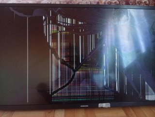 Samsung TV Pantalla Rota