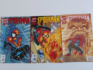 Spiderman lomo rojo 21, 22 y 23 forum 3,40€ unidad