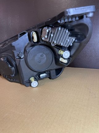 Faro Delantero Ford Focus Mk4