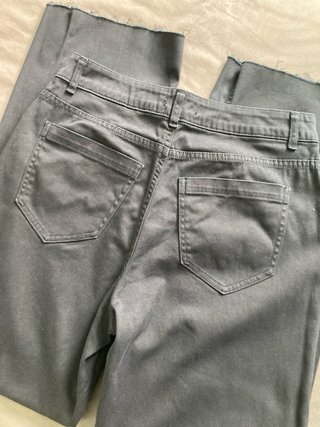 Pantaloni  NUOVI taglia 48 ita - vedi descrizione