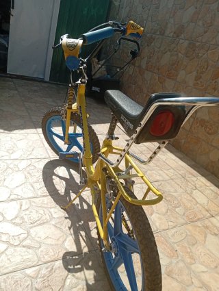 Bicicross BH Amarilla