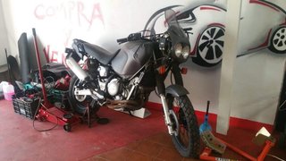 Moto Adventure Negra