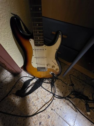 Guitarra Eléctrica Sunburst