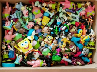 Lote grande de figuras y juguetes Kinder Sorpresa