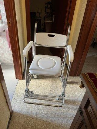 Silla Ducha/WC con Ruedas y Reposacabezas