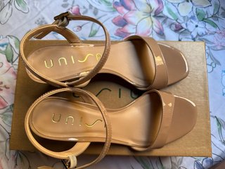 Sandalias Unisa Talla 36 Beige