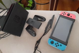 Nintendo Switch + Ring Fit + 5 juegos