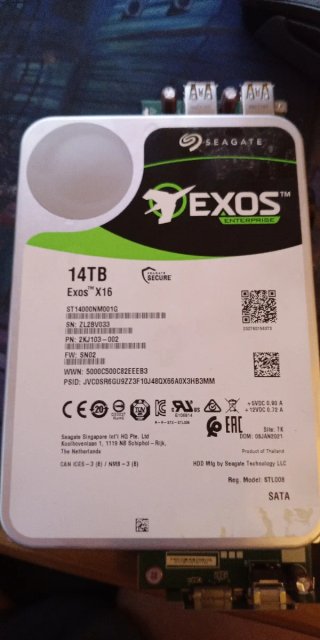 Disco Duro Seagate Exos X16 14TB