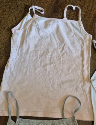 Lote 3 camisetas interiores niña T. 6-8