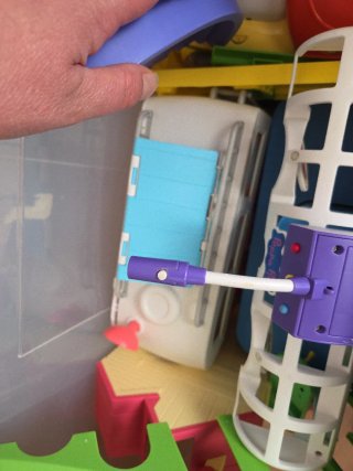 Caja de juguetes Peppa Pig y más