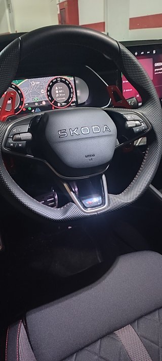 Skoda Octavia 2025 vrs nuevo
