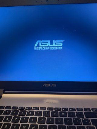 Notebook Asus Nero/Argento con alimentatore