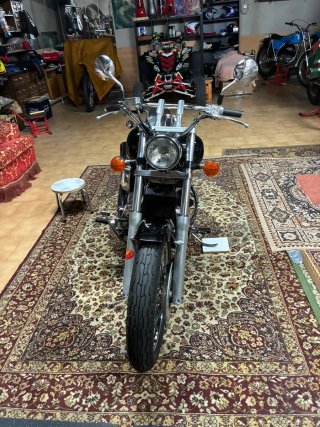 Honda VT 750 Shadow Negra
