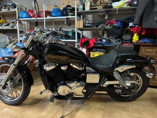 Honda VT 750 Shadow Negra