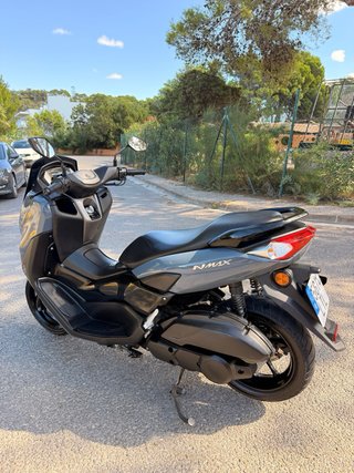 Yamaha NMAX 125 Negra/Gris