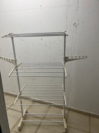 Tendedero Ropa Vertical, de mucha capacidad.