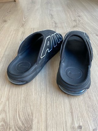 Chanclas Nike Air More Uptempo Negras