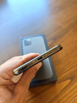 iPhone 11 Pro Max 64GB Desbloqueado