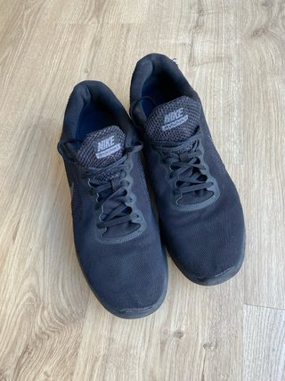 Nike Revolution 3 Negro