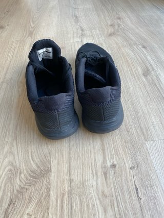 Nike Revolution 3 Negro